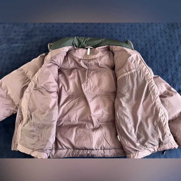 Fabletics Essential Puffer Jacket XL Mauve and Black - Picture 9 of 13